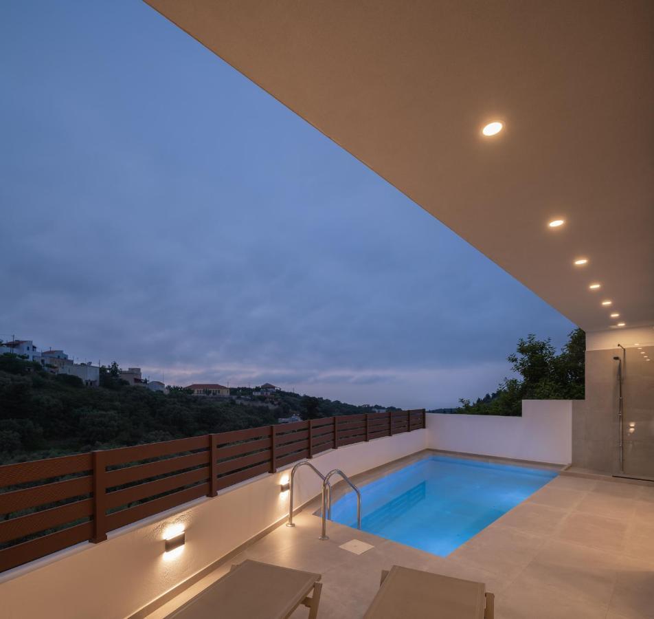 O-Cyanea Villa With Heated Pool Kournás Exteriér fotografie